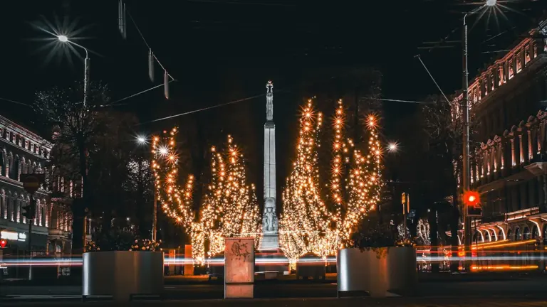 Rīga 31. augusta vakarā: trīs plāni drošam ceļam mājup