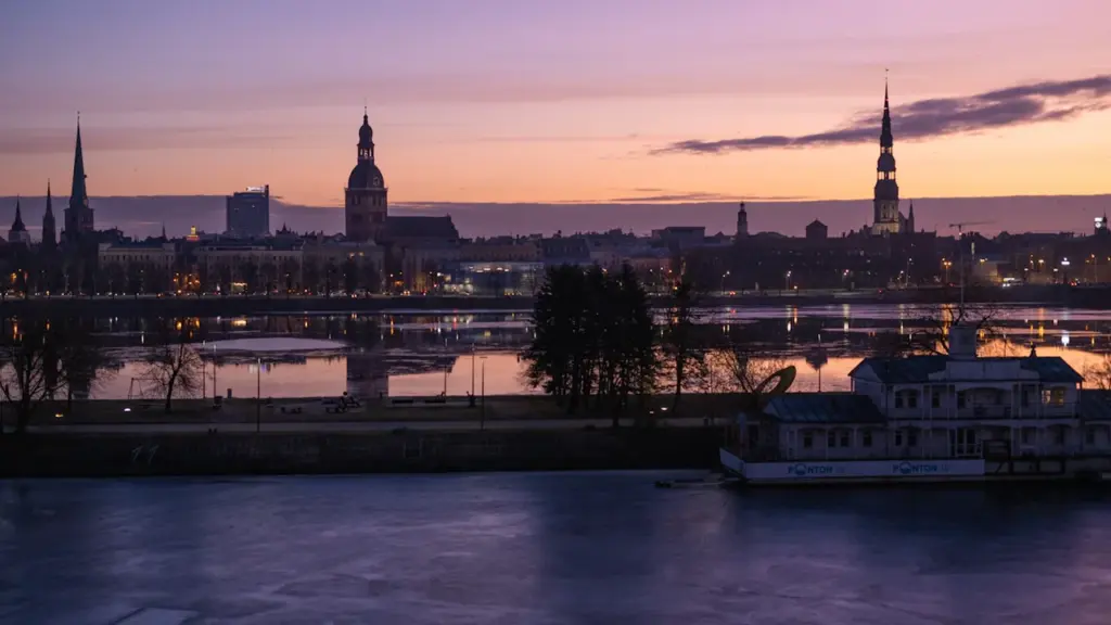 Rīga 8. septembra vakarā: pasākums un pēdējais transports