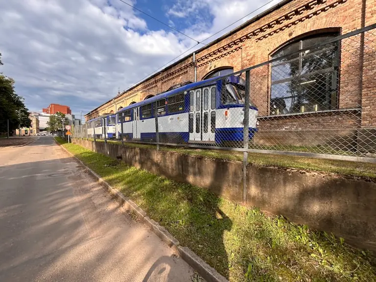 Rīgas dome plāno izmaiņas sabiedriskā transporta tarifos no 2027. gada